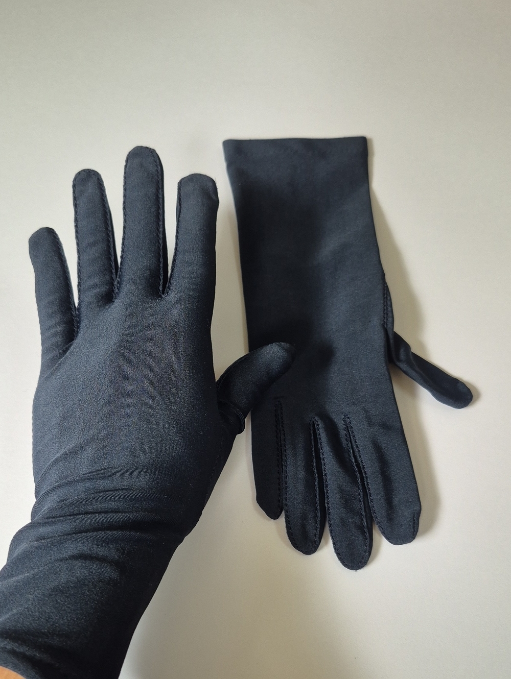 Vintage Isotoner Navy Stretch Dress Gloves For Hands Beautiful By Aris OS